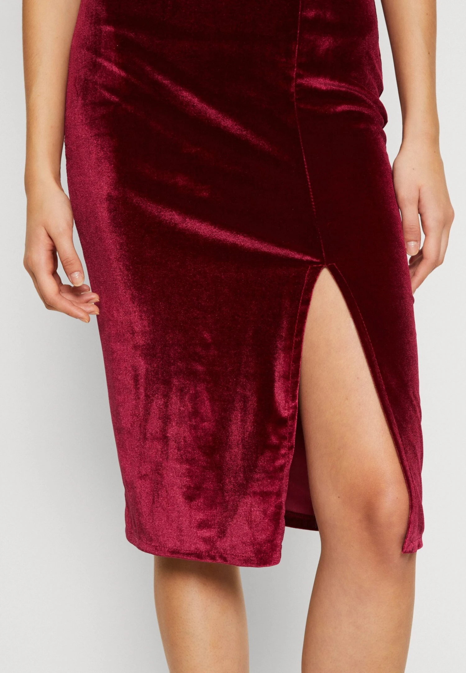 Wal G V Neck - Robe De Soirée - Wine 6 Wal G V Neck - Robe De Soirée - Wine – Image 6