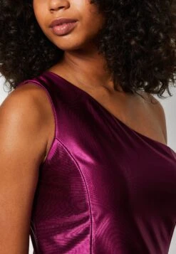 Wal G One Shoulder Maxi Dress - Robe De Cocktail - Plum -Wal Mode Promos Soldes Boutique f54cf696e60945828faed285fee28e40