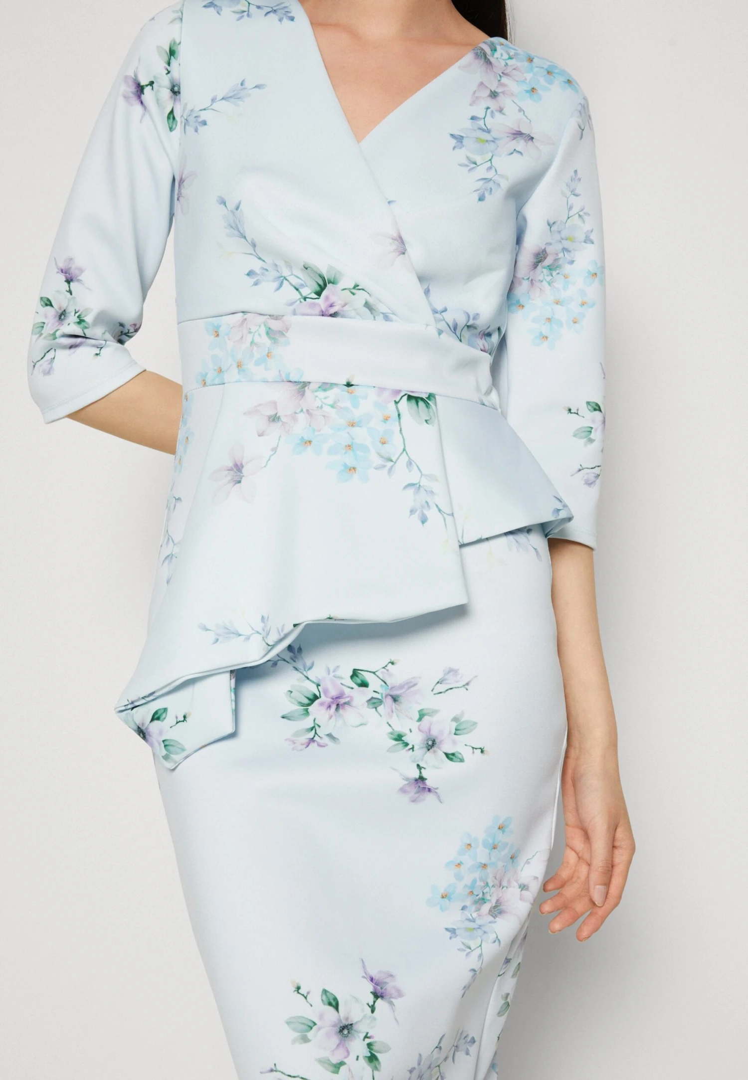 Wal G Wedding - Isabella Wrap Midi - Robe De Soirée - Light Blue 6 Wal G Wedding - Isabella Wrap Midi - Robe De Soirée - Light Blue – Image 6